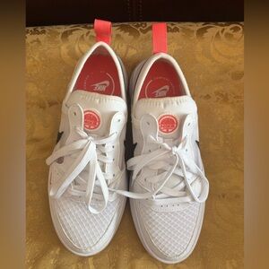 Nike Sneakers size 7